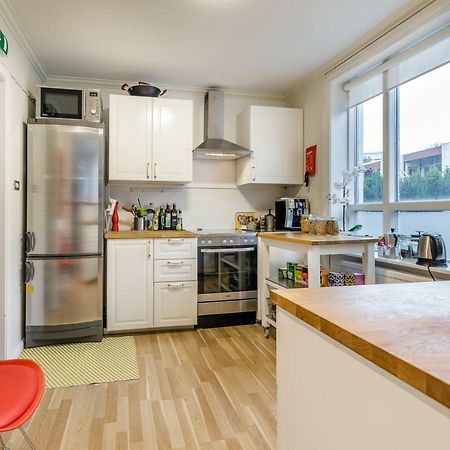 Glad'S Guesthouse Reykjavík Kültér fotó